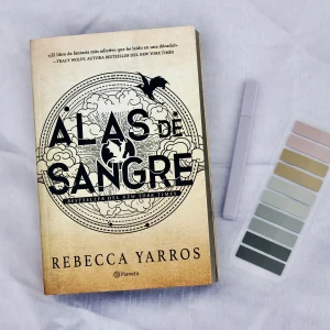 Alas de Sangre – Rebecca Yarros (Español e Inglés)