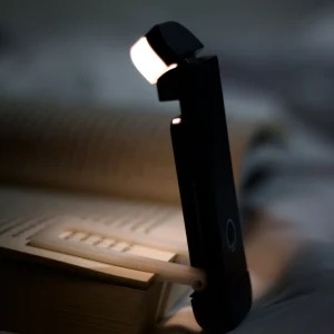 Luz para lectura recargable (Rosa / Negro)