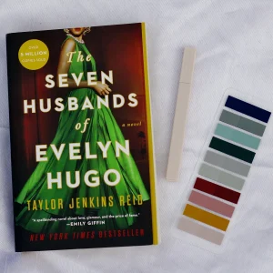 Seven Husbands of Evelyn Hugo (Paperback & Edición Especial) – Taylor Jenkins Reid (Inglés)